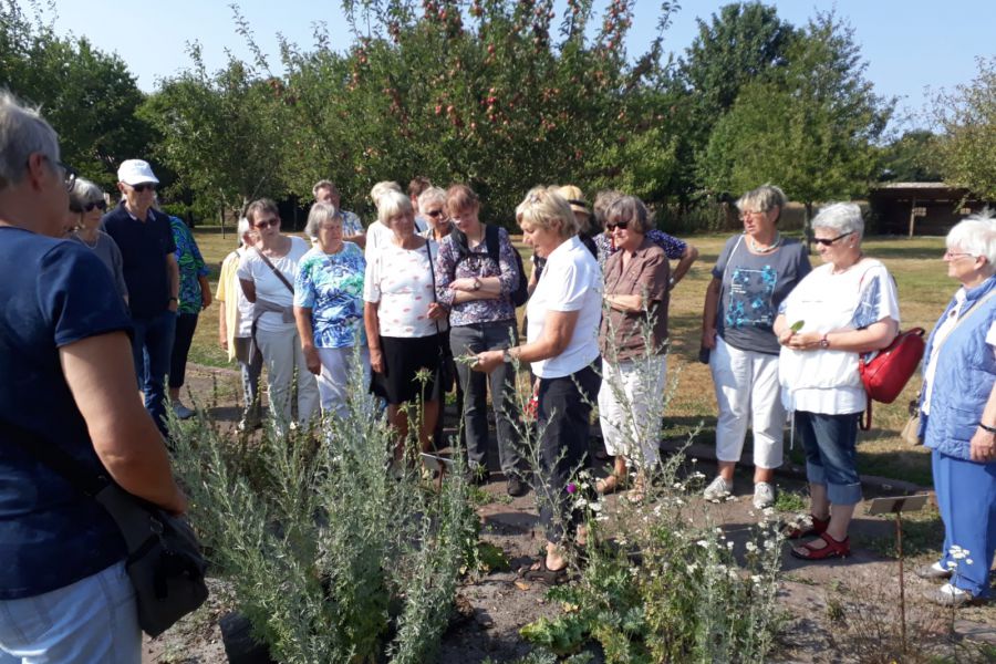Besuch im Kräuterpark.
