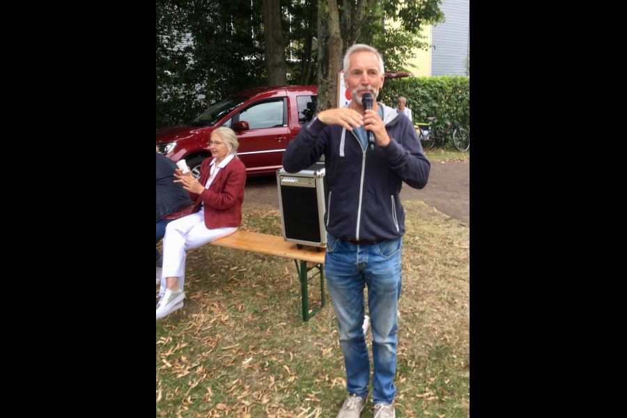 Sommerfest 2019
Enno begrüßt die Gäste.